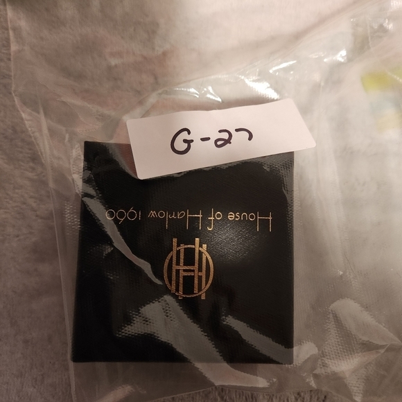 House of Harlow 1960 Gold Heart Safety Pin Earrings. - Picture 6 of 7